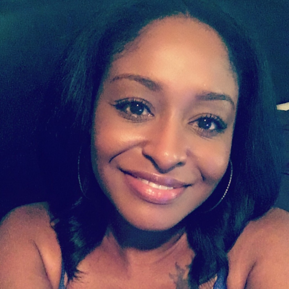 Meet your Posher, Angela